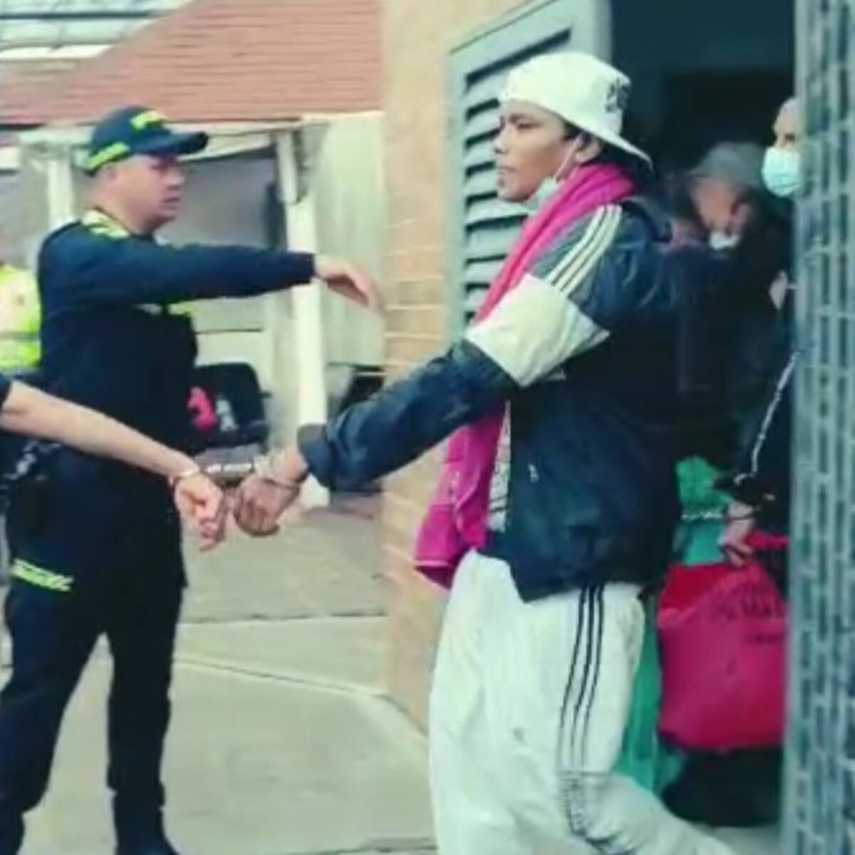 Video: Corte encontró a privados de la libertad en shut de basura