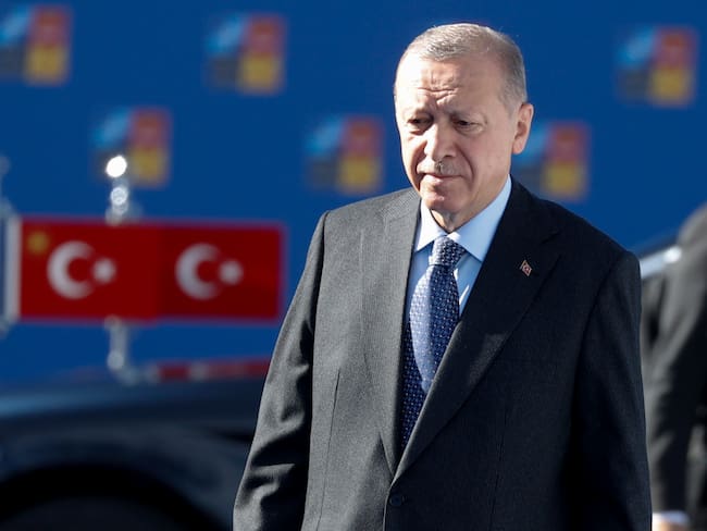 El presidente turco, Recep Tayyip Erdogan a su llegada a la segunda jornada de la cumbre de la OTAN que se celebra este jueves en el recinto de Ifema, en Madrid. Foto: EFE/ Juan Carlos Hidalgo