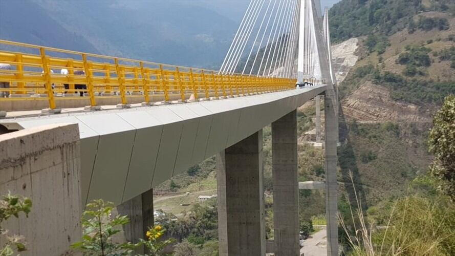 La entrega del puente Hisgaura aun sigue en vilo . Foto: Suministrada.