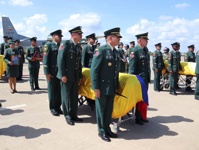 Reciben con honores en Montería a cuatro de los siete militares que murieron en ataque del ELN
