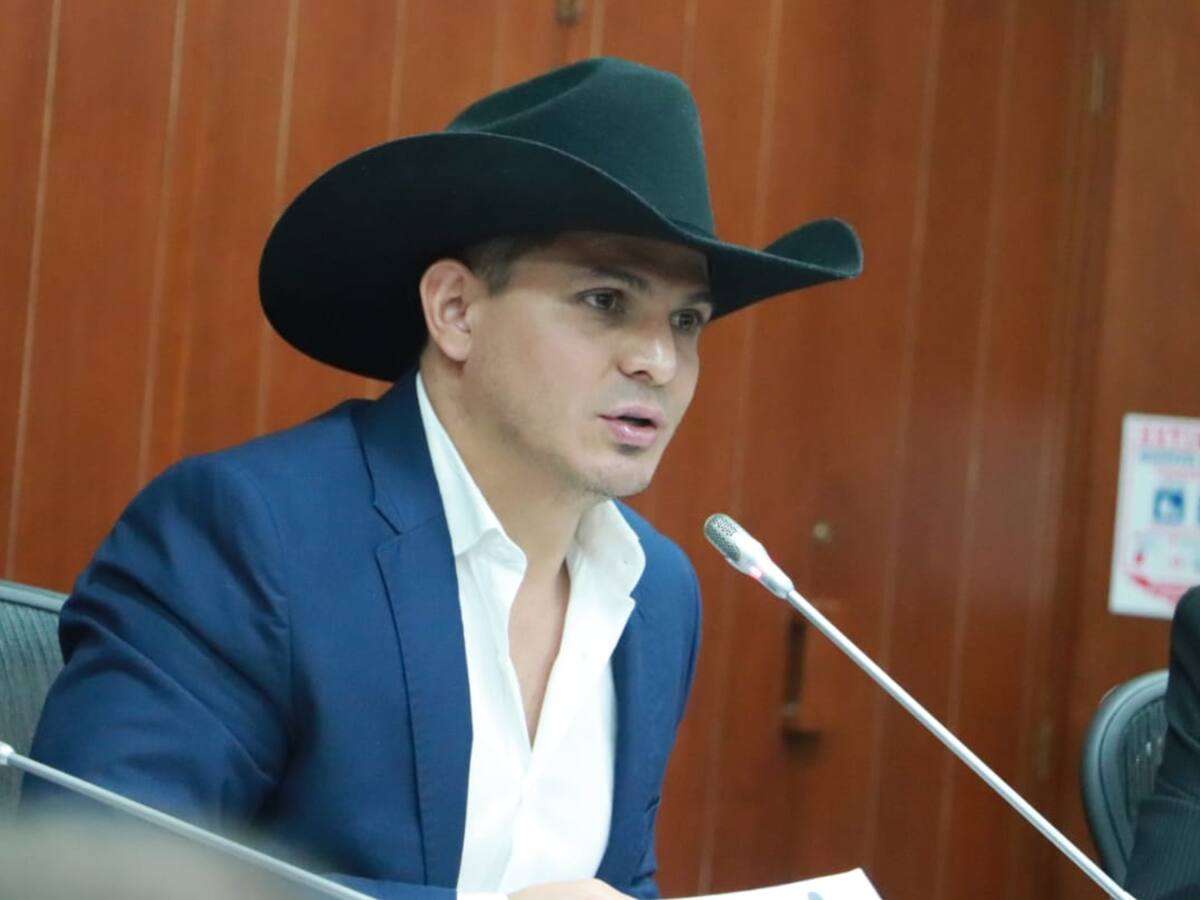 Al Oído: Echar agua caliente a contradictores, la invitación del candidato César Ortiz