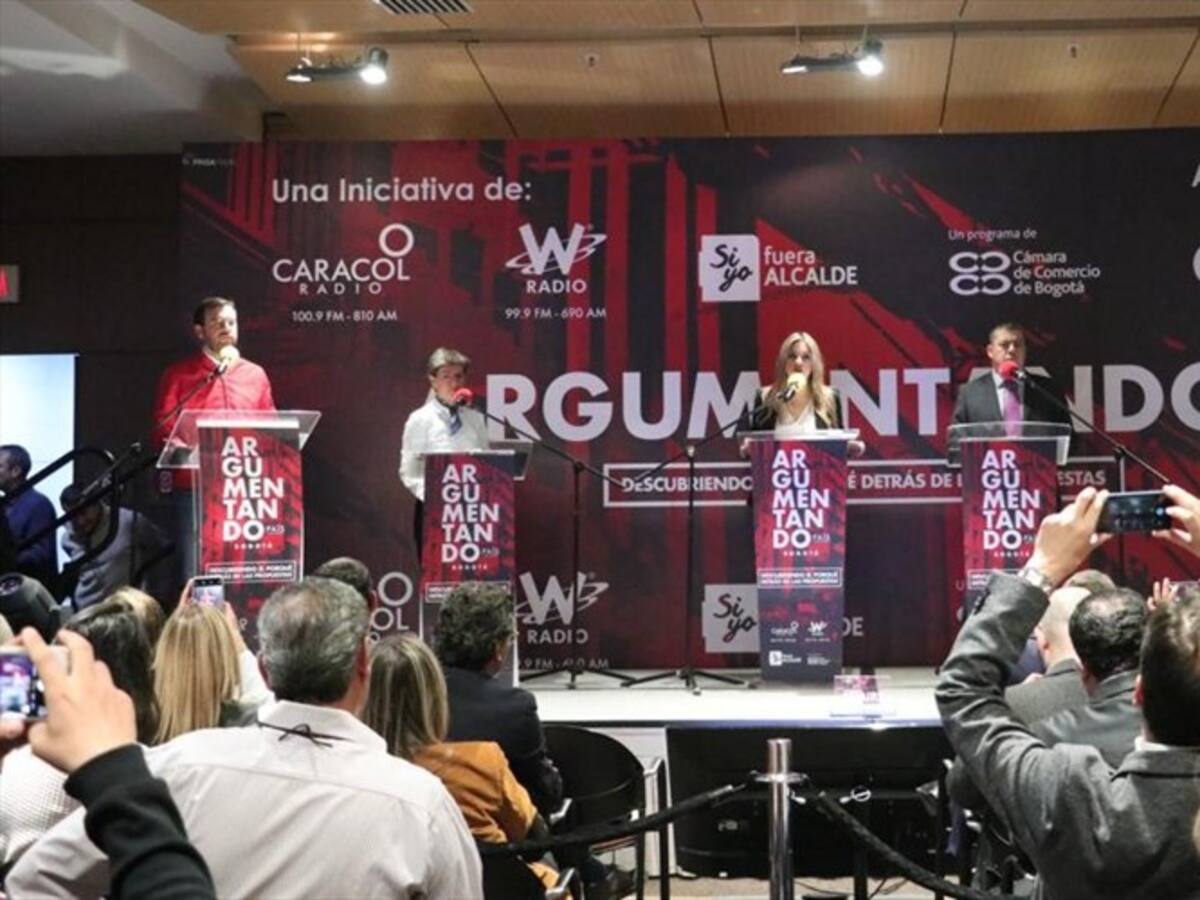 Tres momentos claves del Gran Debate y el ataque entre Carlos F. Galán y Miguel Uribe
