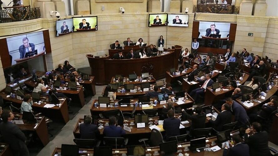 Gobierno evaluará 25 propuestas de los ponentes de la reforma tributaria. Foto: Colprensa