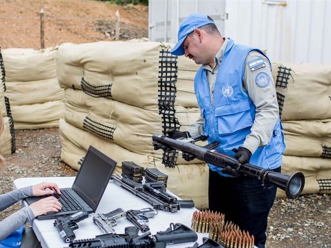 ¿Por qué el Gobierno anunció 60% de armas entregadas mientras la ONU notificó 40%?. Foto: Getty Images.