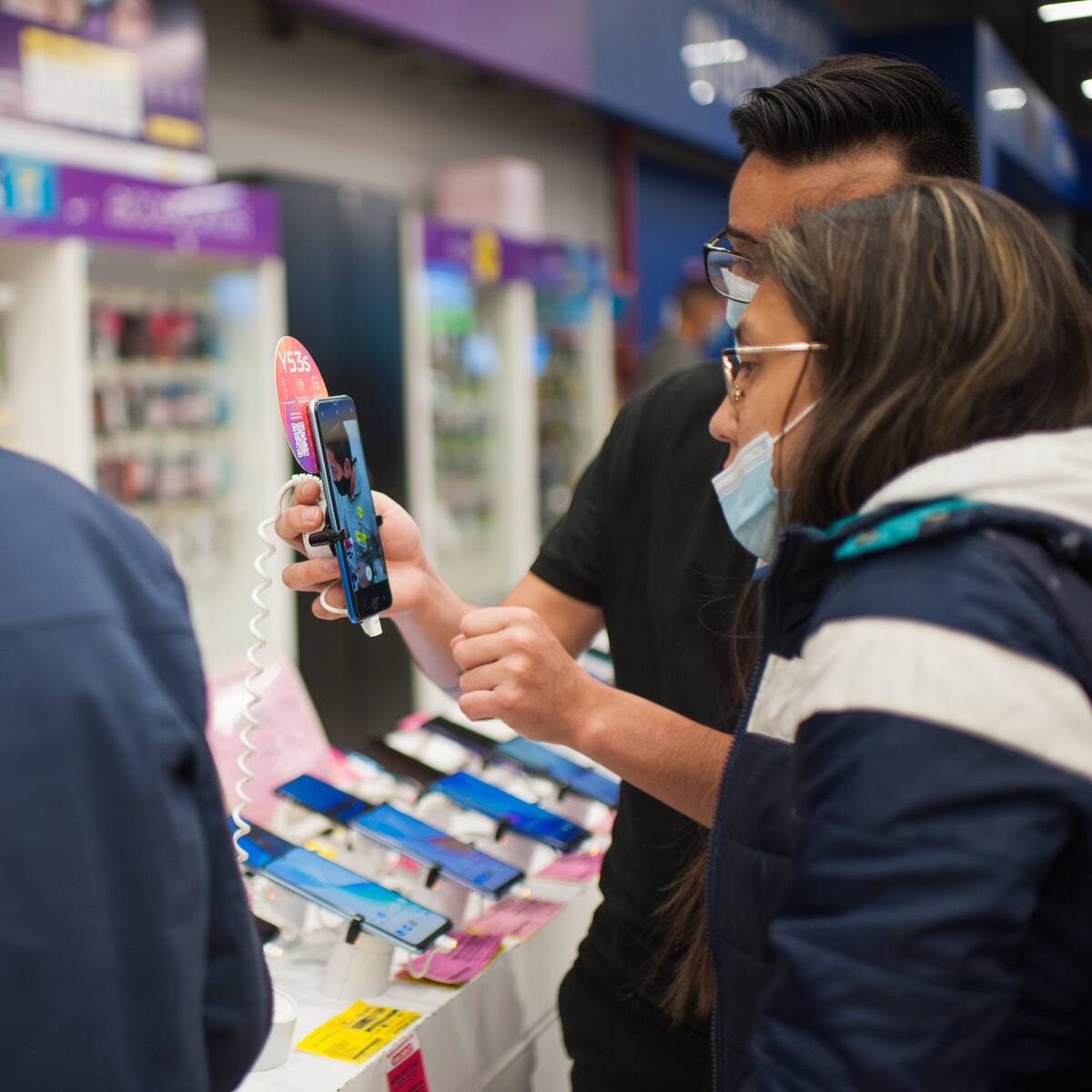 El Banco Popular subastará ocho lotes de celulares en febrero: ¿cómo participar en el remate?