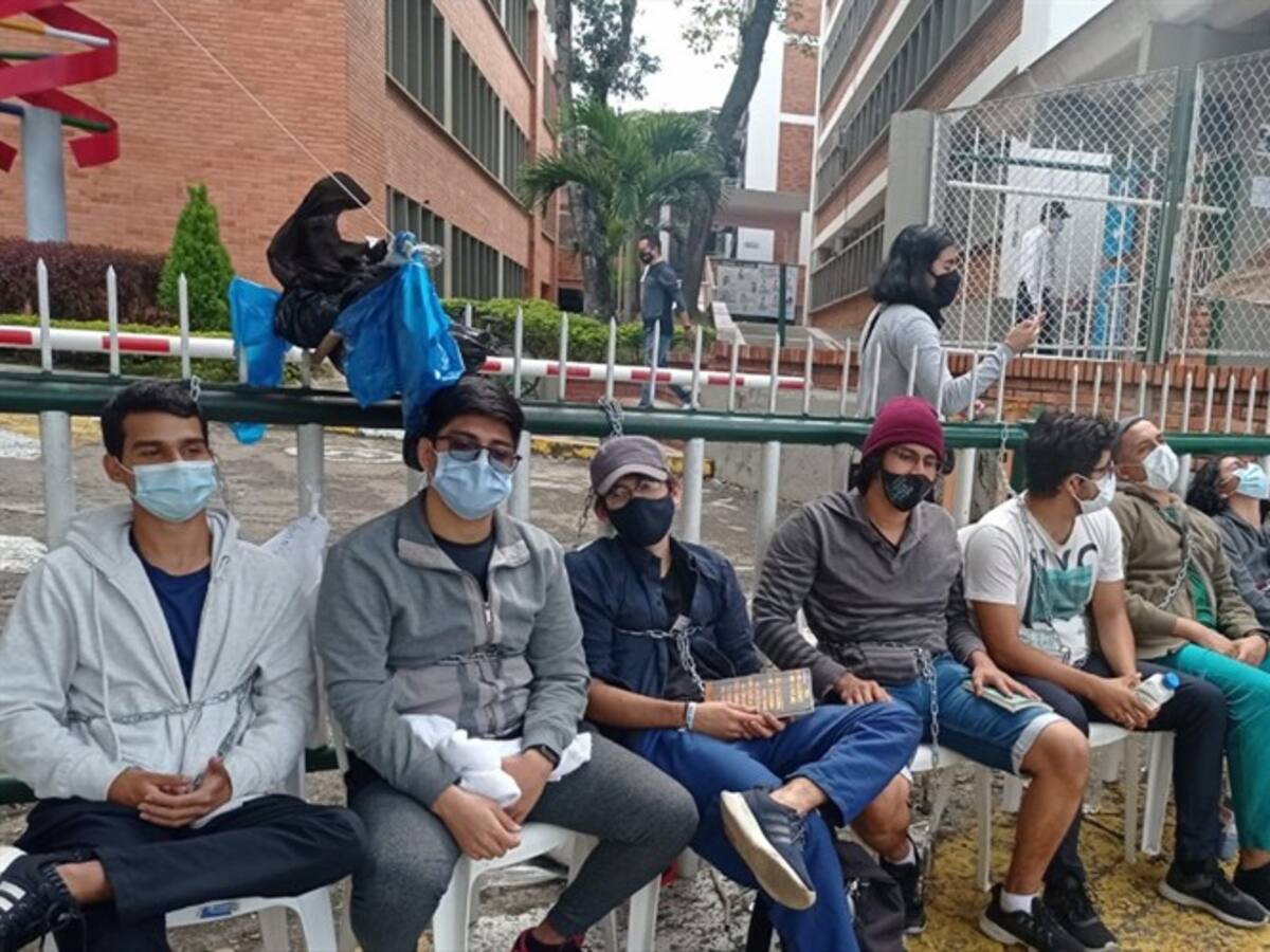 Huelga de hambre por estudiantes de la UIS