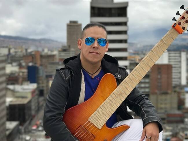 El colombiano Juan García Herreros es considerado el mejor bajista del mundo
