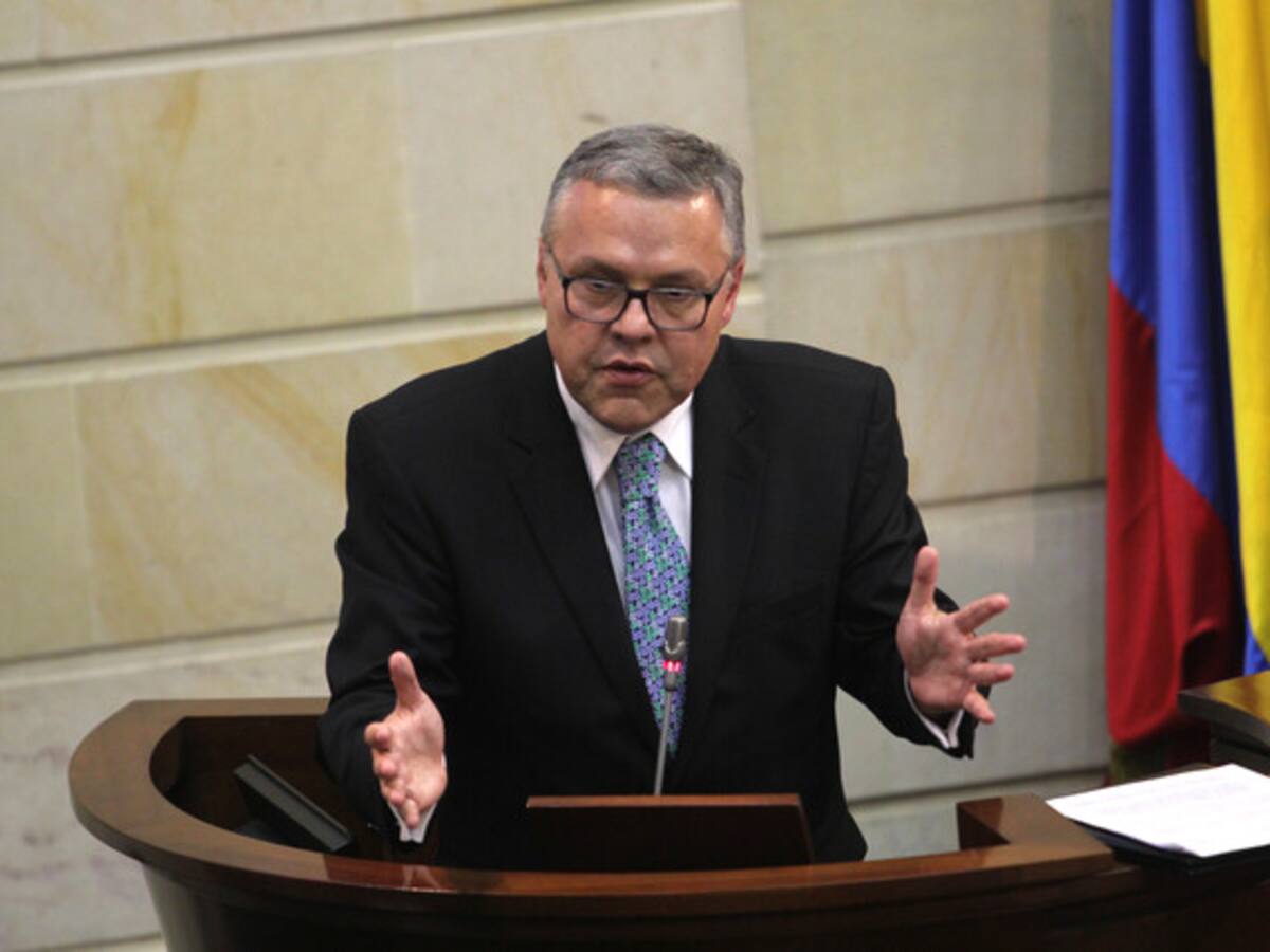 MinJusticia propone aumentar el presupuesto de la justicia a 1.2 billones