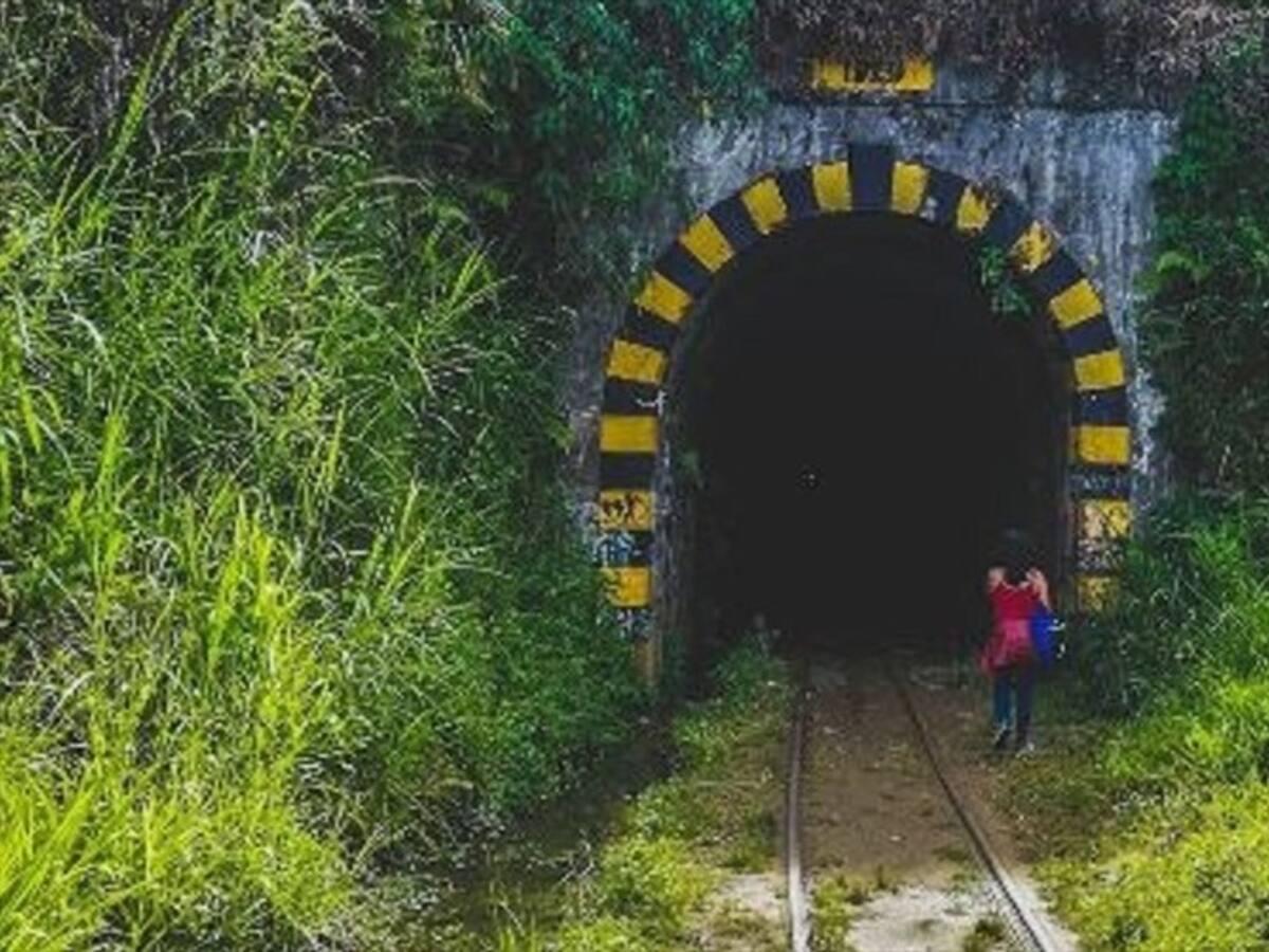 Un muerto y tres heridos en accidente en las obras del Túnel de la Quiebra en Antioquia