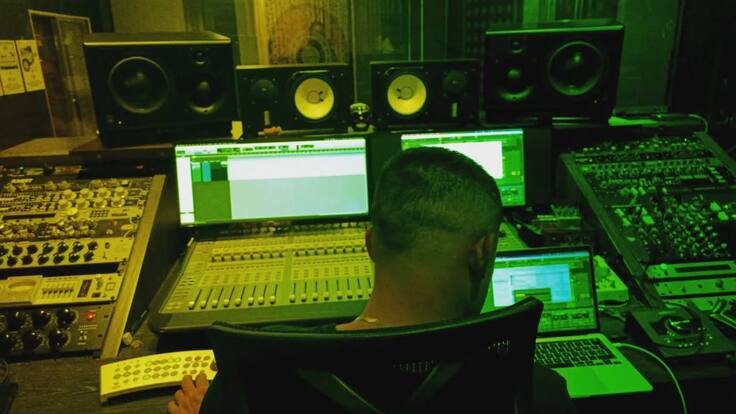 ENTREVISTA DJ CARE NOCHES ELECTRONICAS