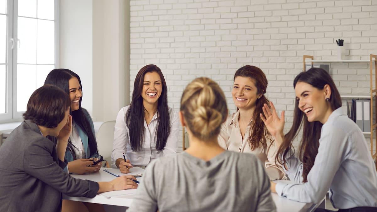 Ocho claves para lograr mejores espacios laborales para las mujeres