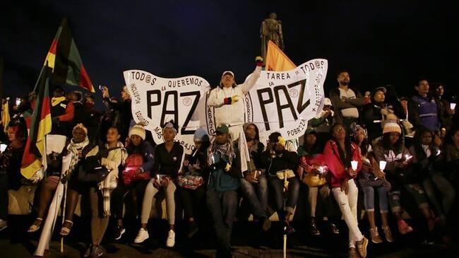 Foto de la velatón por los líderes sociales, en Bogotá. Foto: Colprensa