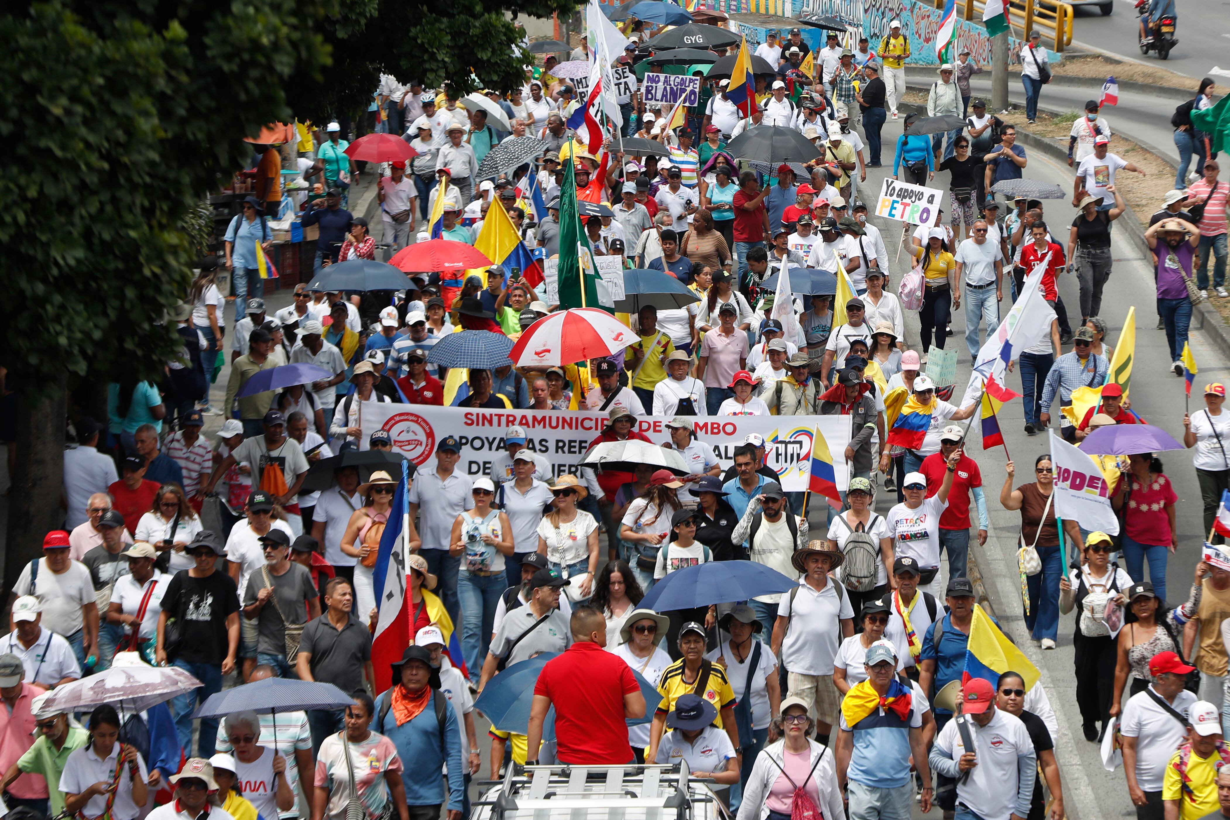 ¿Ministerio del Interior hará lista de funcionarios que no asistan a marchas? Circular genera duda