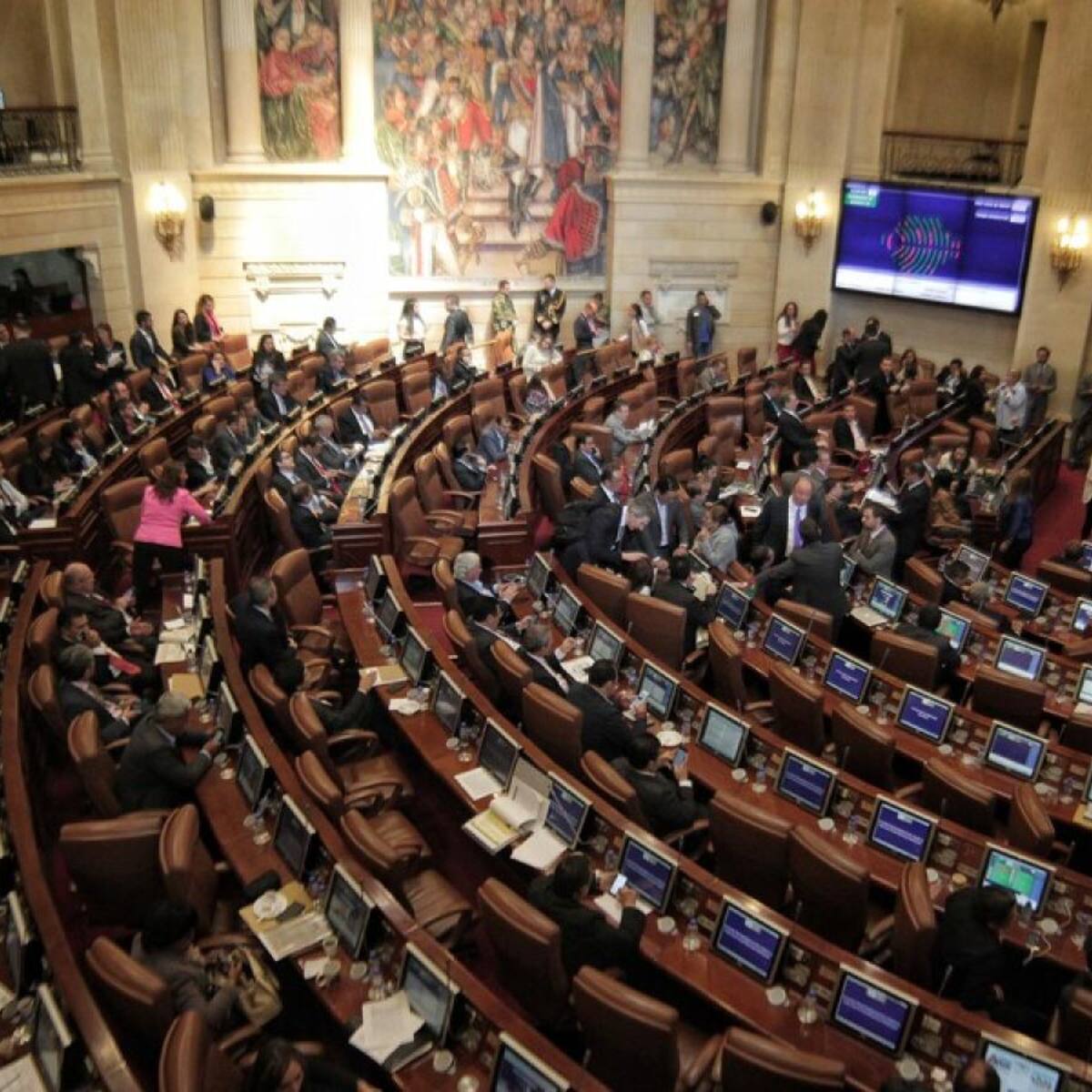 Procuraduría pide mantener investidura de congresistas que aportaron a vaca para vías 4G