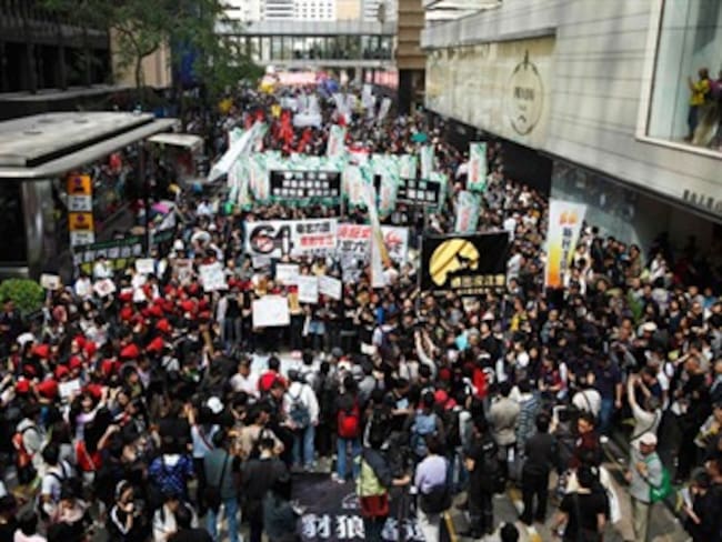 Manifestación en Hong Kong contra las elecciones y el nuevo dirigente