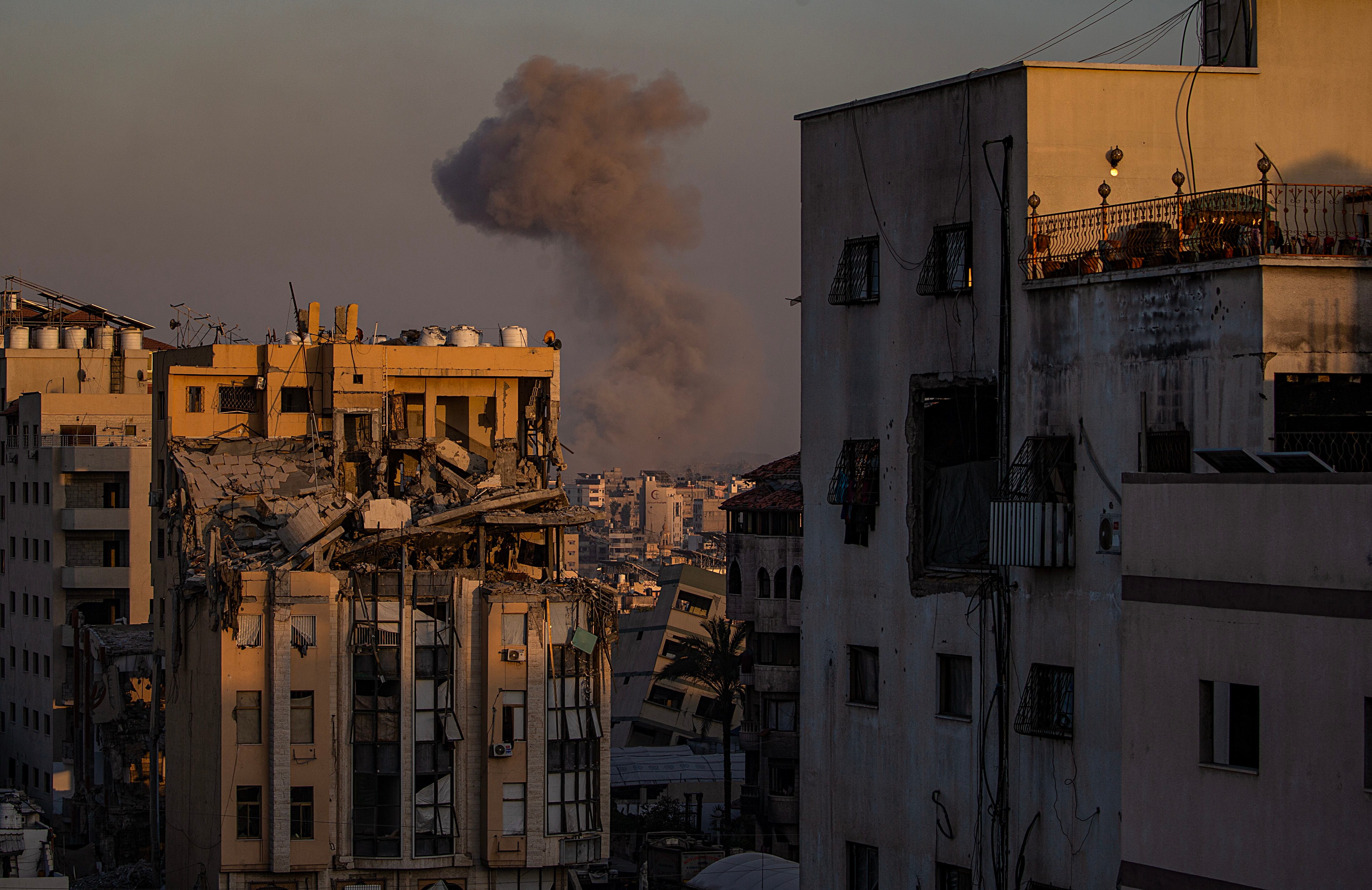 Gaza reportó 81 muertos como saldo de ataques israelíes en las últimas horas. Foto: EFE/EPA/MOHAMMED SABER