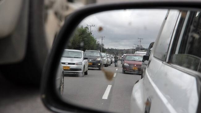 La agrupación se movilizaba en un vehículo tipo van con rumbo a la vereda La Esperanza. Foto: Colprensa