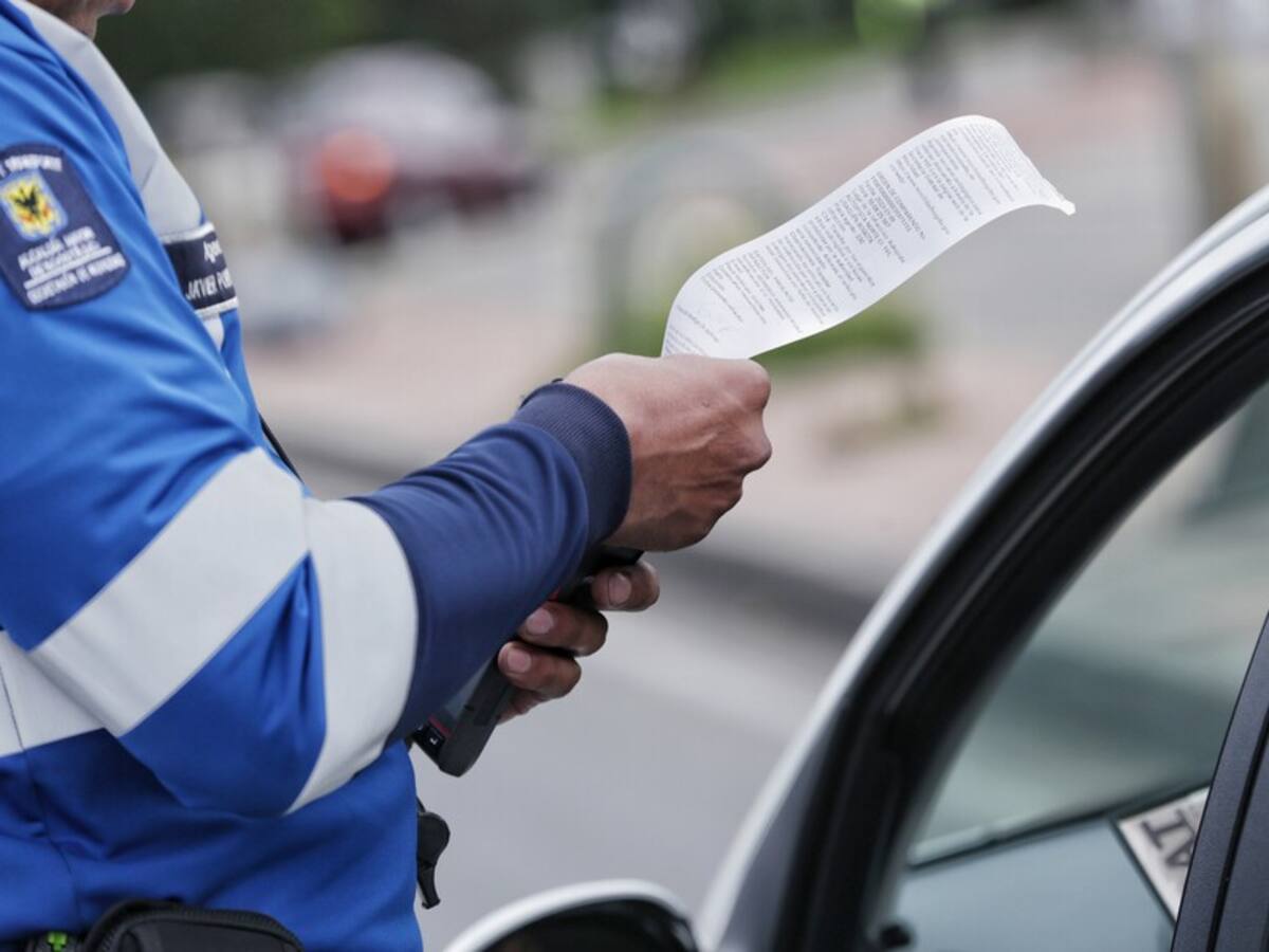 ¿Comparendo y multa son lo mismo? Esto dice el Código Nacional de Tránsito