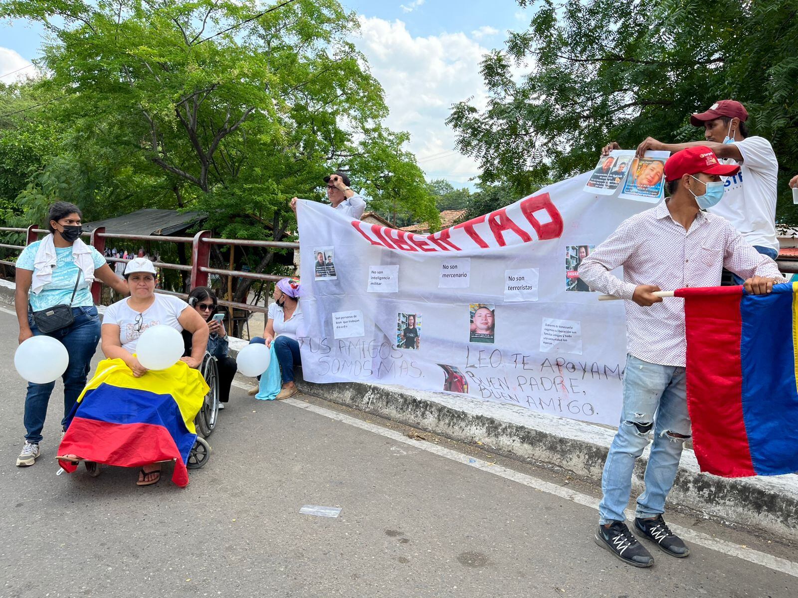 “Me llegó un mensaje diciéndome que está vivo”: Esposa de colombiano detenido en Venezuela