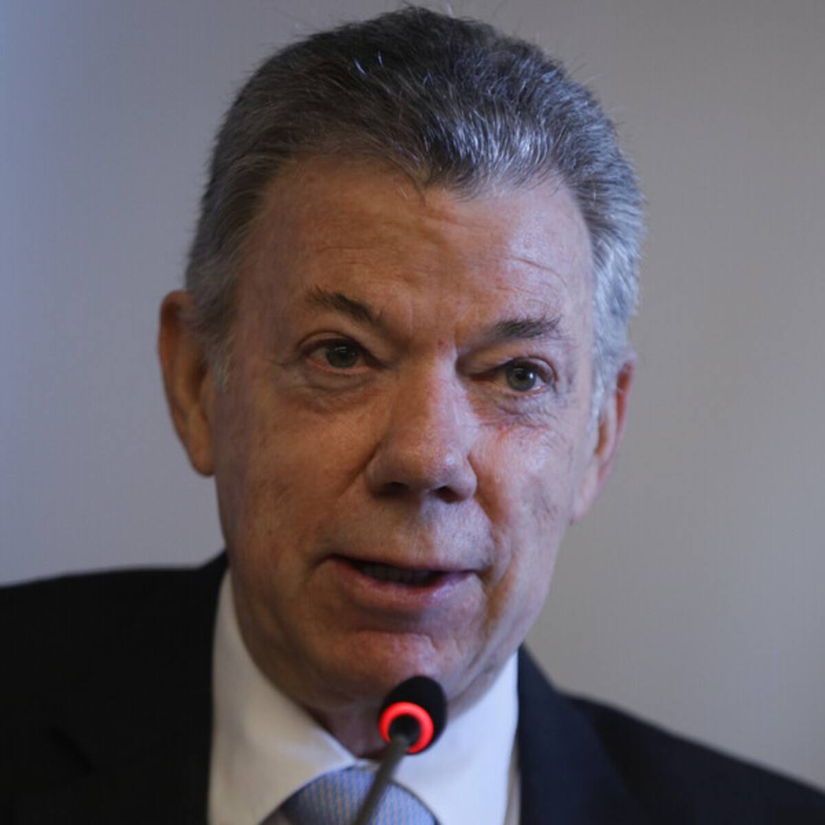 Gobierno tiene la obligación de escuchar a los firmantes del acuerdo de paz: Santos