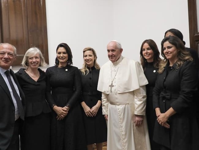 La Primera Dama, María Juliana Ruiz, se reunió con el Papa Francisco en el marco de la inauguración de la nueva sede de la fundación Scholas Occurrentes.. Foto: Presidencia