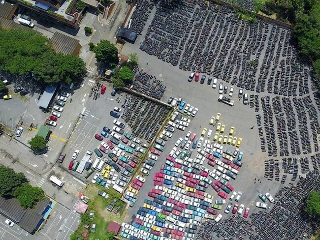 Tránsito Bucaramanga va a chatarrizar 196 vehículos de los patios. Foto: Tránsito Bucaramanga
