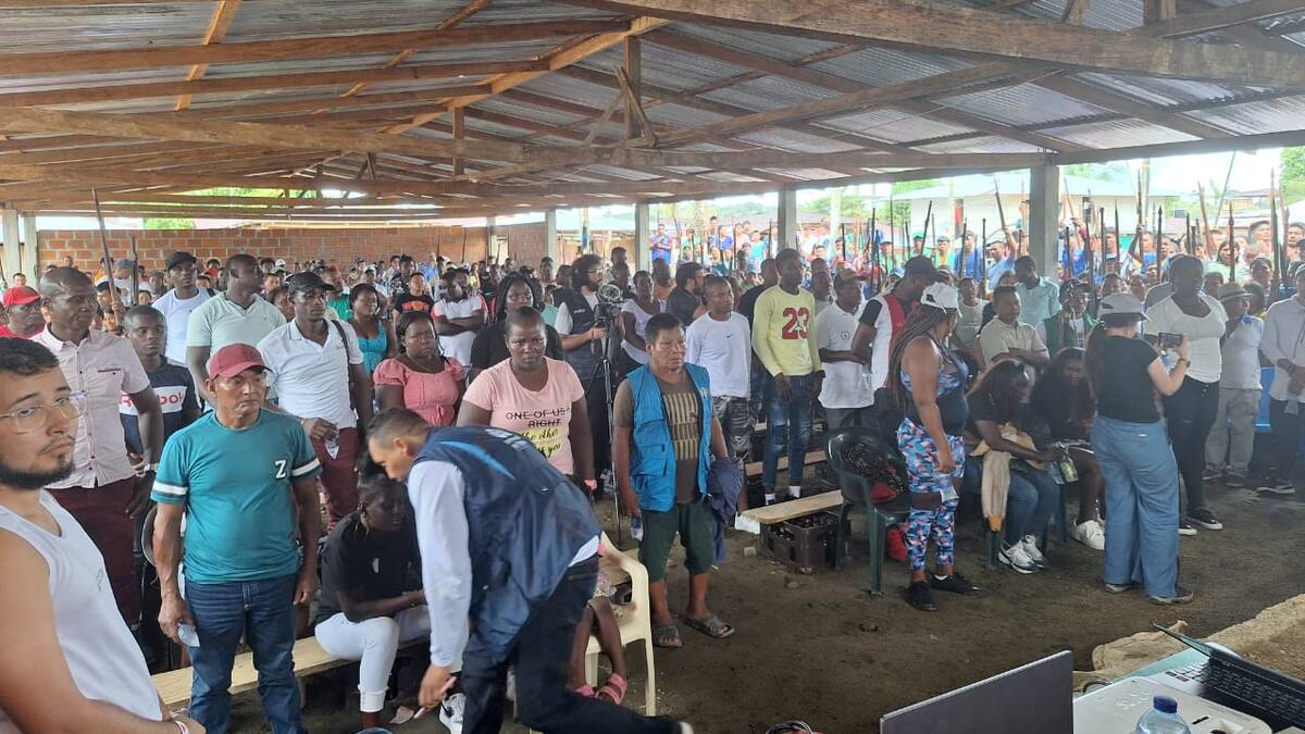 ELN entrega en Chocó a dos personas que tenía secuestradas desde agosto