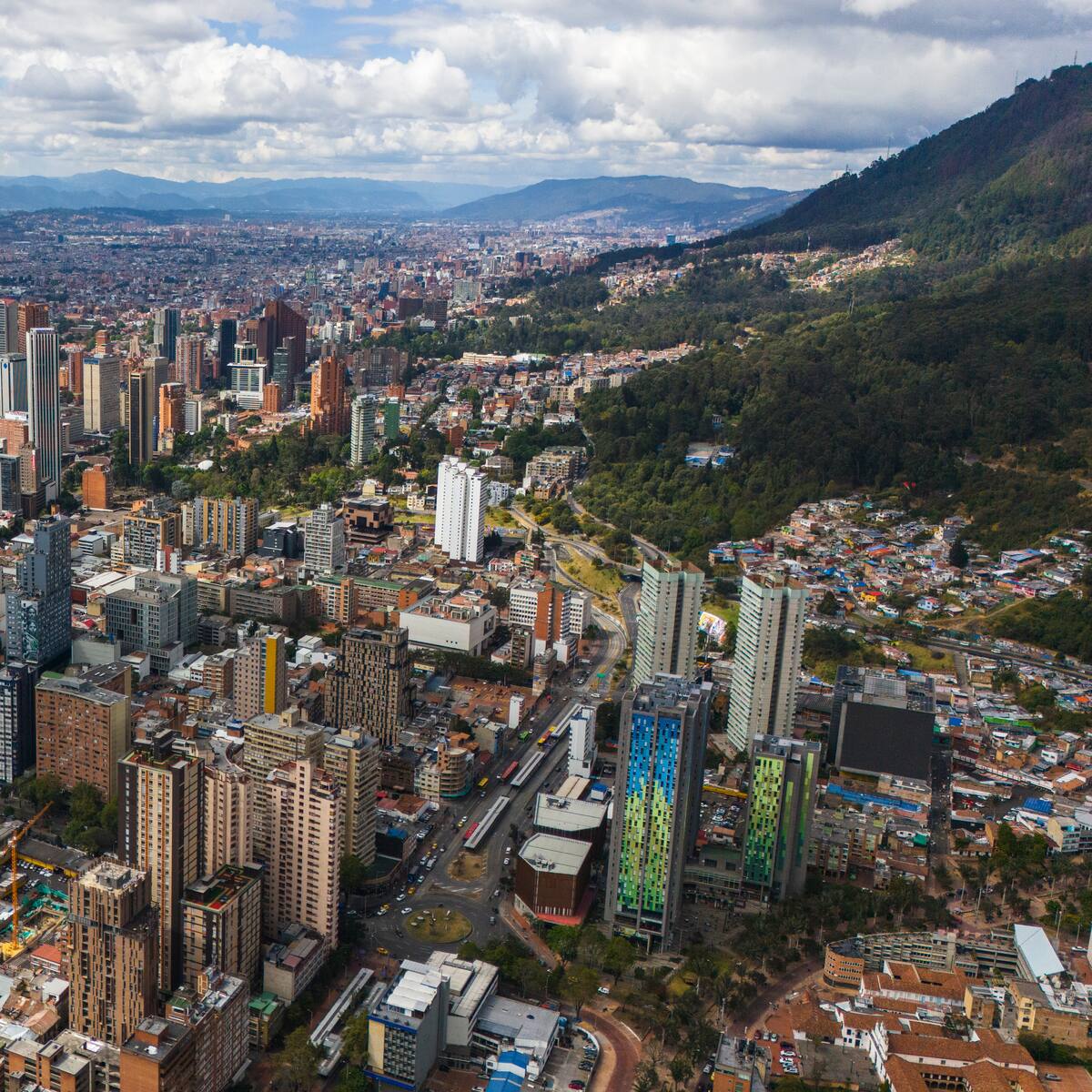Atención Bogotá: los cierres y desvíos del 17 noviembre por el Gran Fondo de Ciclismo