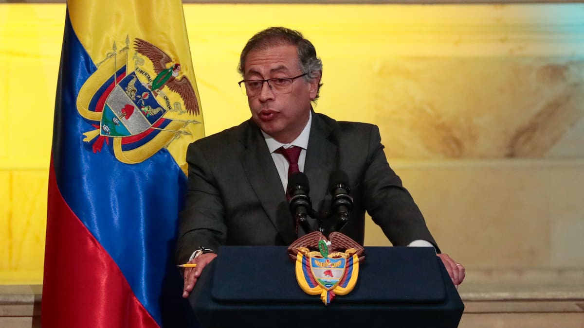 Día sin IVA: Fenalco califica de equivocada y negativa la objeción de Petro a la ley