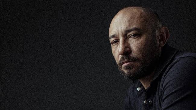 Escritor Gilmer Mesa. Foto: Agencia Anadolu