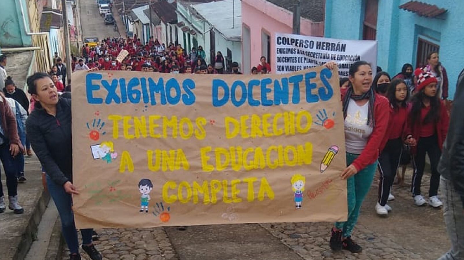 Continúan protestas por falta de docentes en Norte de Santander- Cortesía Dora Álvarez