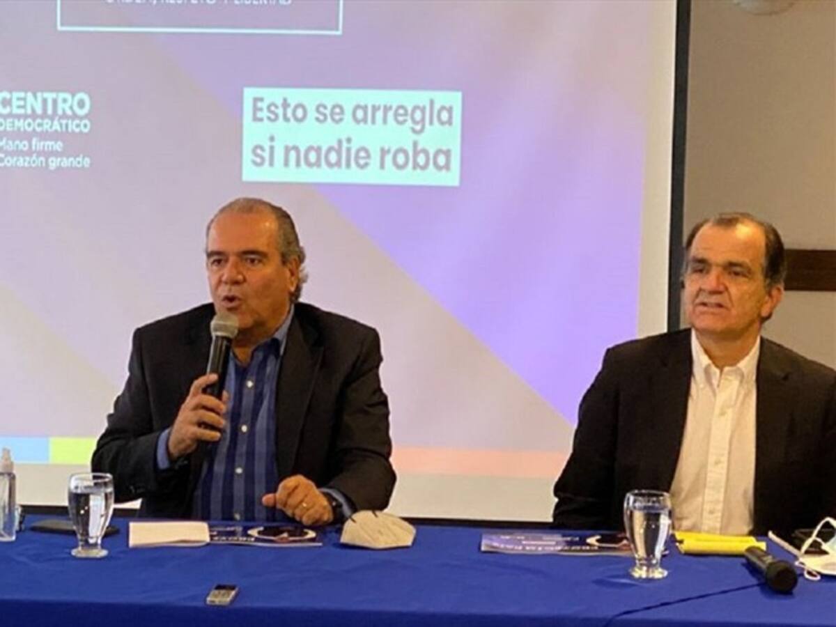Senador Carlos Felipe Mejía declinó su precandidatura presidencial para el 2022