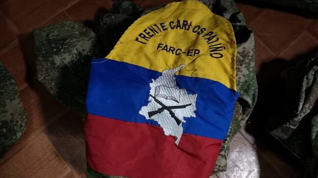 Los sujetos que se hurtaron el vehículo tenían insignias de las Farc, según testigos. Foto: Colprensa - Archivo