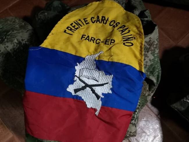 Los sujetos que se hurtaron el vehículo tenían insignias de las Farc, según testigos. Foto: Colprensa - Archivo