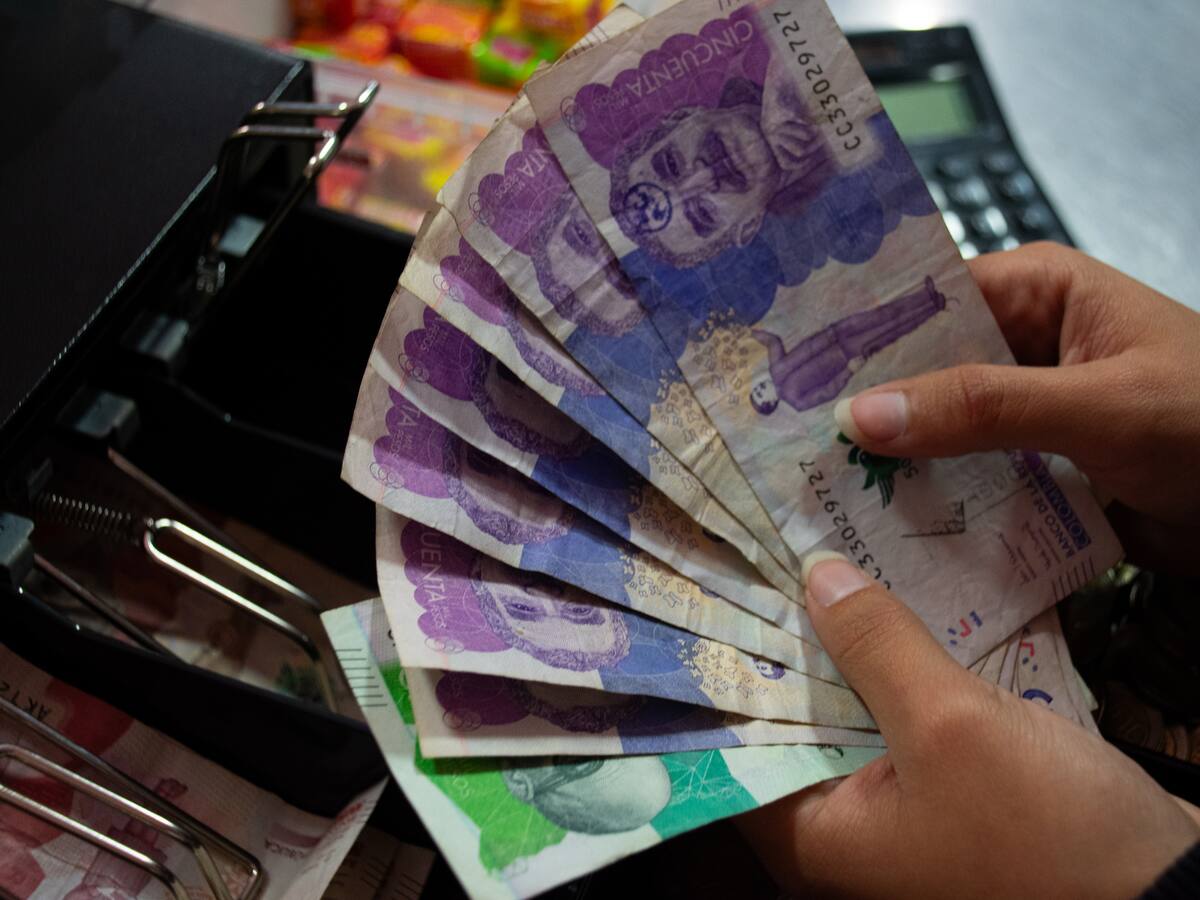 Cuál es más alto, ¿salario mínimo 2024 México o Colombia? Equivalencia pesos colombianos