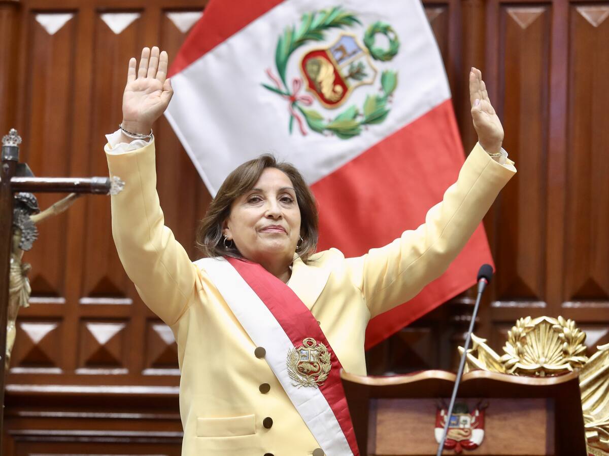 El Congreso de Perú destituyó a la presidenta Dina Boluarte