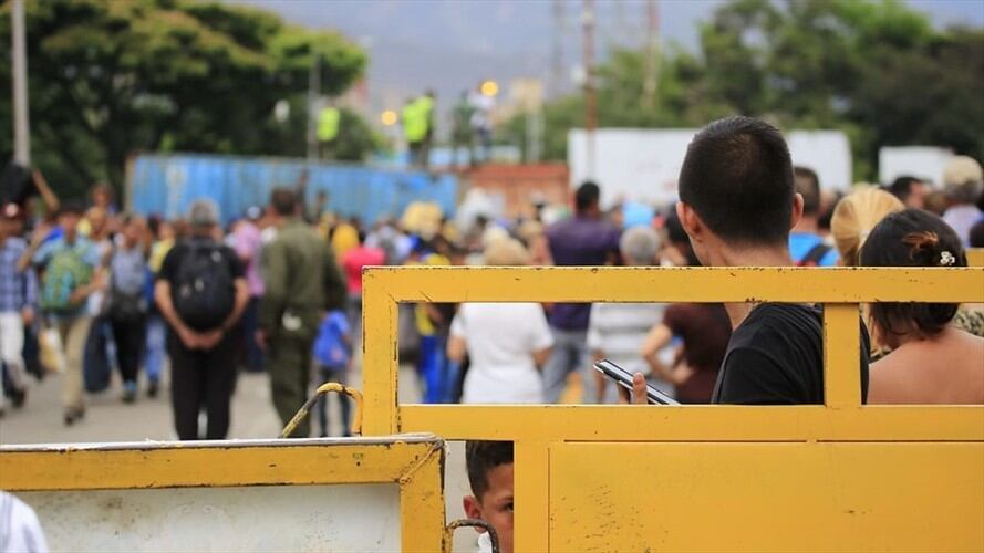 Martínez Acosta resaltó que el flujo de personas corresponde por la finalización de las fiestas de fin de años, puesto que mucho de los venezolanos habían regresado a su país. Foto: Colprensa