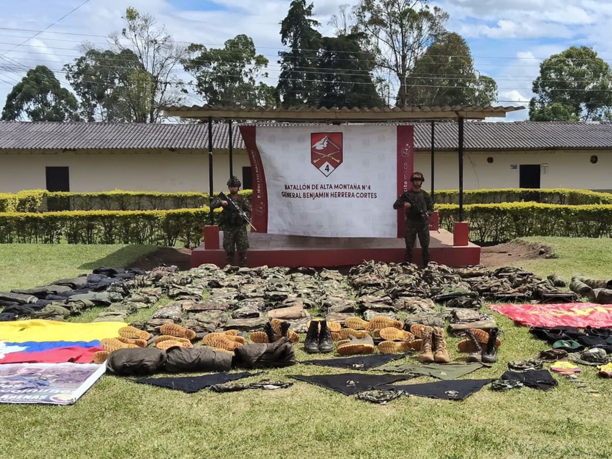 Ejército destruyó 32 minas antipersonales en una escuela rural del Cauca