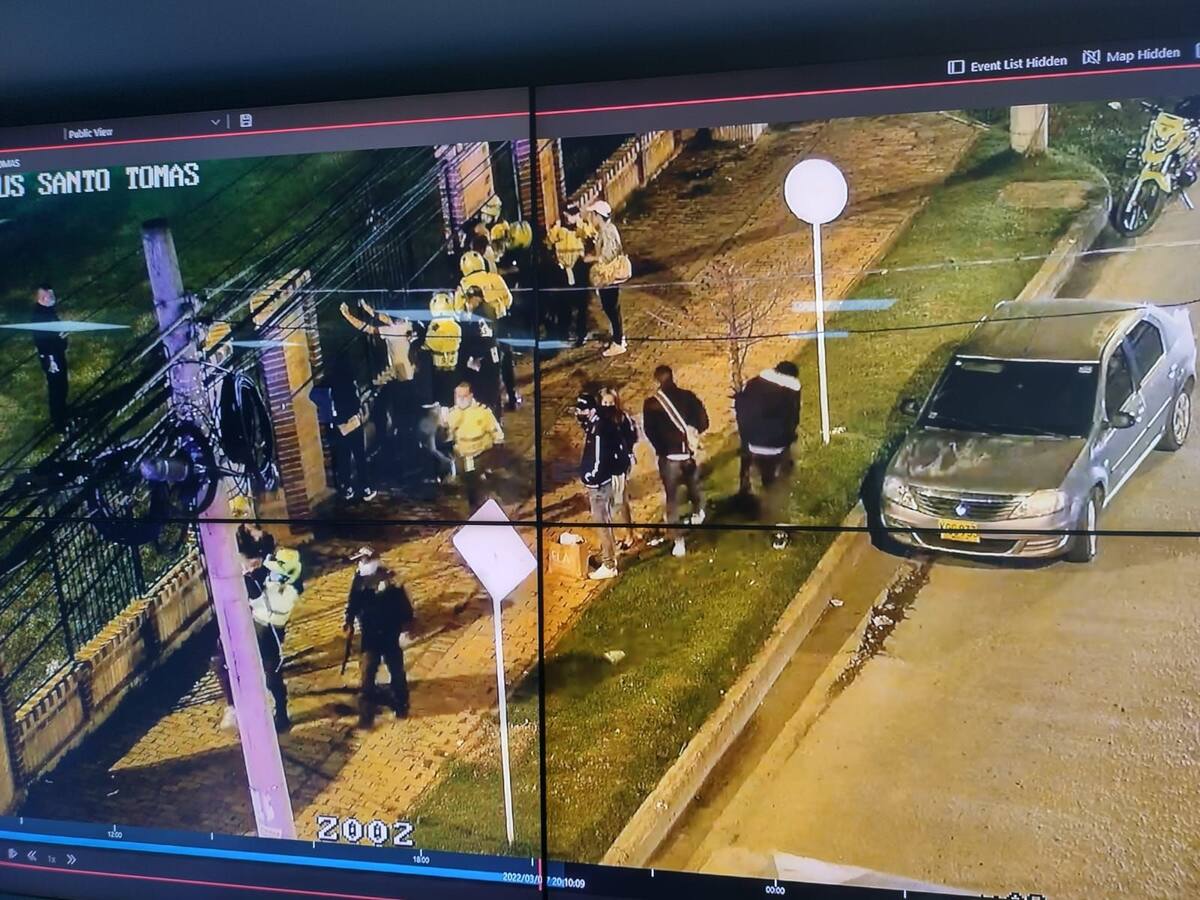 Piden presencia de Policía a las afueras de la Universidad Santo Tomás de Tunja