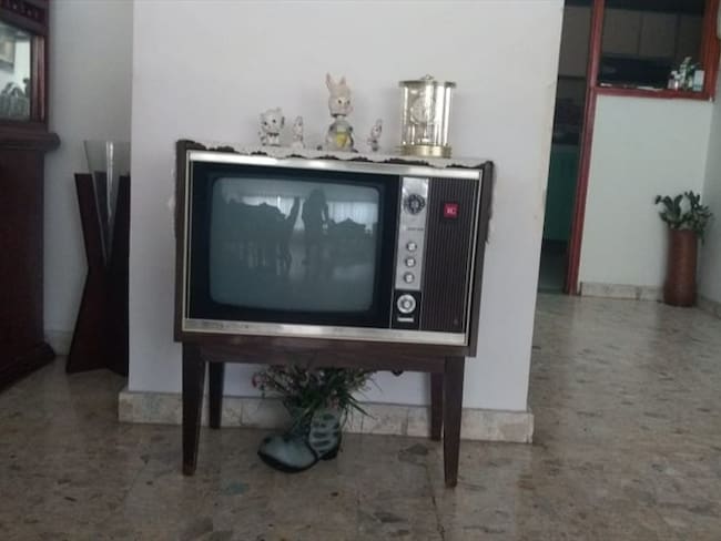 El televisor antiguo, parece, estaba fuera de servicio desde hace más de 14 años.. Foto: La W