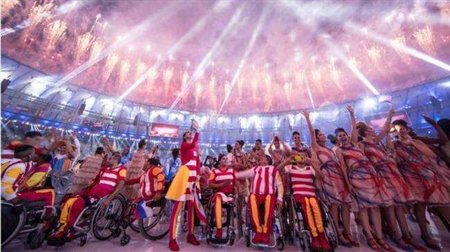 La inauguración de los primeros Juegos Paralímpicos en América Latina fue un espectáculo donde predominó la "experiencia multisensorial". Foto: BBC Mundo.