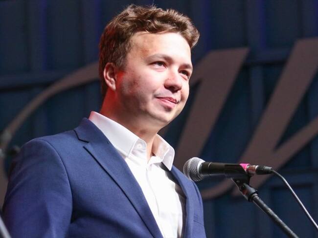 Al periodista bielorruso Roman Protasevich lo están maltratando: Stephan Putilo