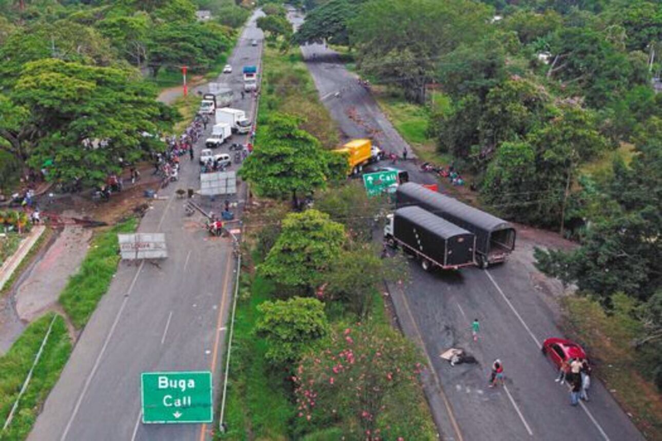 Habilitada vía Panamericana y vía La Pintada en su paso hacia Risaralda / Foto: AFP
