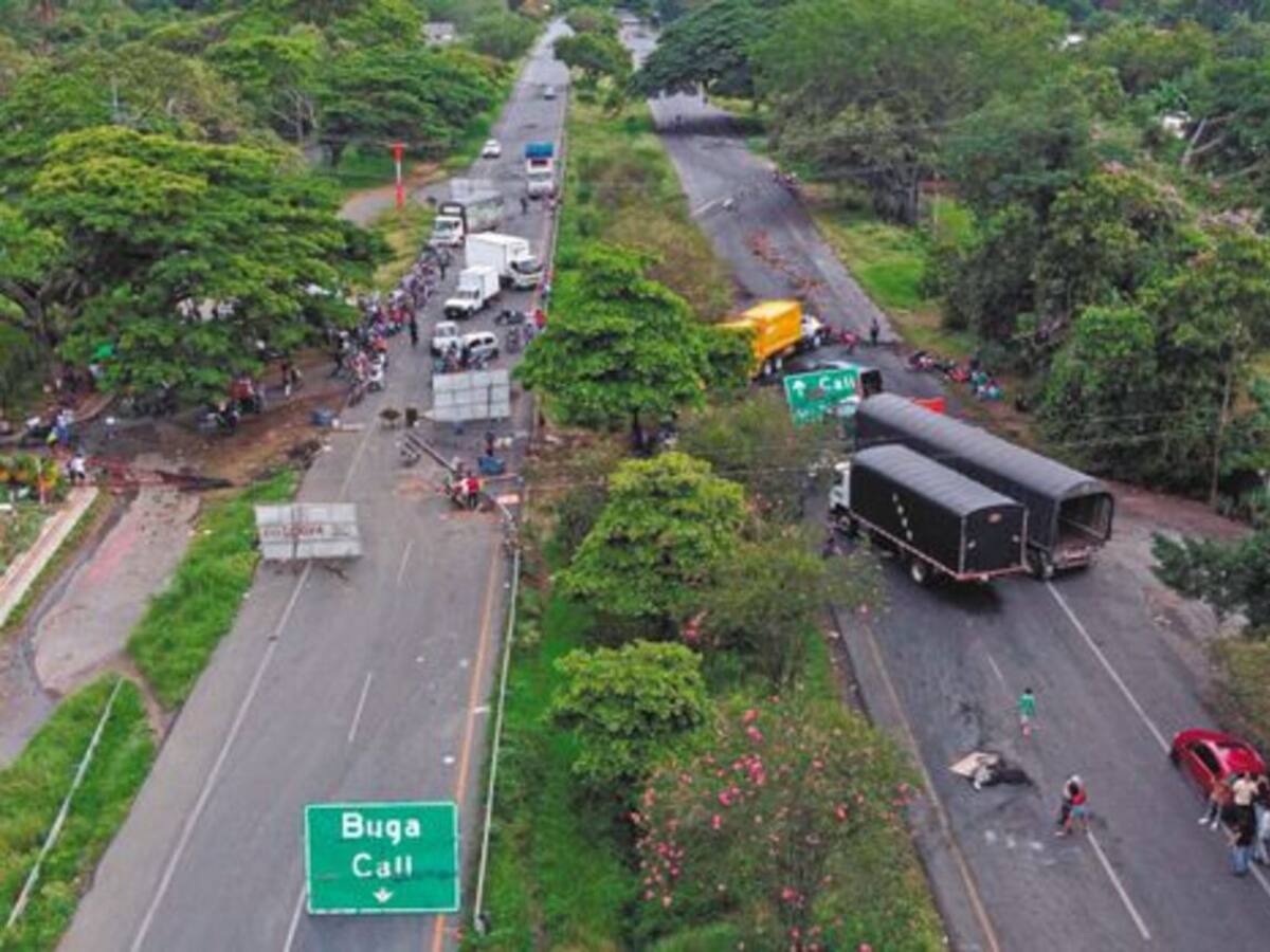 Habilitan las vías que comunican a Pereira con Quibdó y Medellín