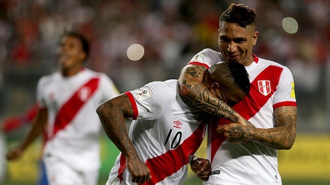 Jefferson Farfán y Paolo Guerrero, delanteros de la selección de Perú. Foto: Getty Images