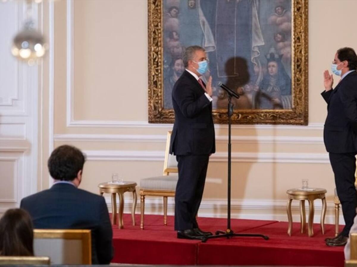 Duque insiste en diálogo “sin dejar que la Constitución sea manoseada y pisoteada"