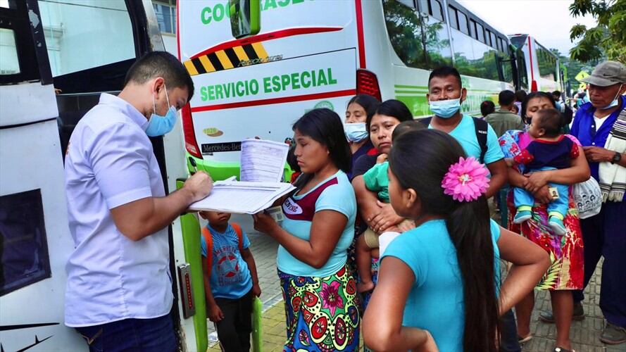 Ochenta familias que habían sido desplazadas retornan a sus territorios en Córdoba. Foto: Defensoría del Pueblo.