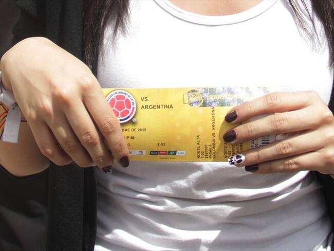 La SIC multó a la FCF con $16.000 millones por cartelización en boletas del Mundial de Rusia.. Foto: Colprensa