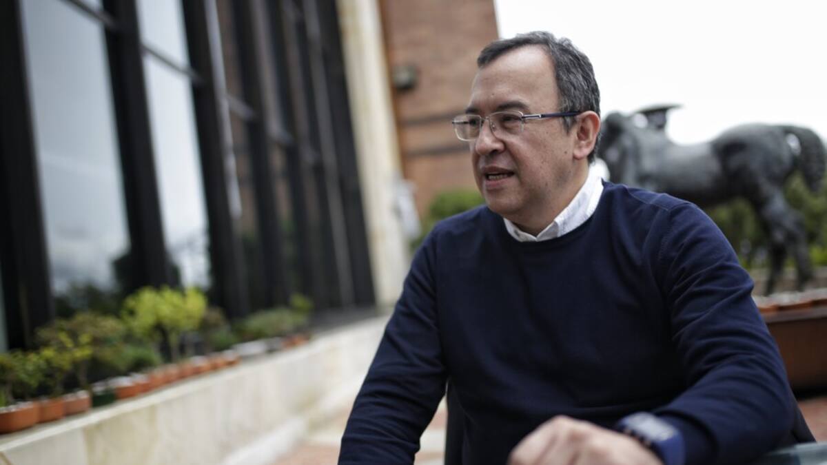 Alfonso Prada descartó que alguien de la campaña haya filtrado recientes grabaciones