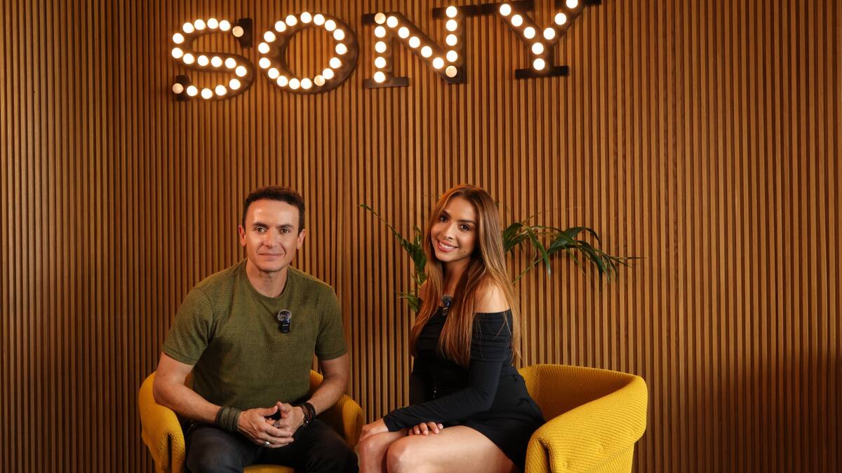 Fonseca estrena su nuevo sencillo titulado ‘Colección de Recuerdos’